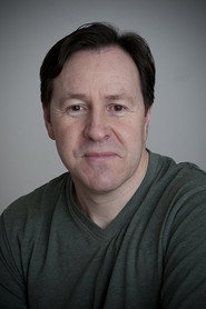 James E. Thompson 头像