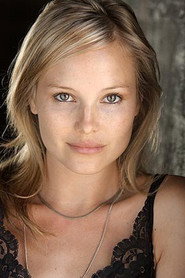 Amber Clayton 头像