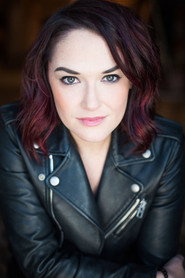 Christine Dwyer 头像