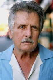 Joe Estevez 头像