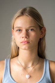 Maya Kintera 头像