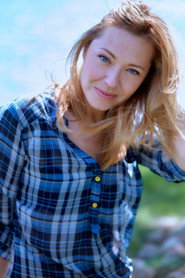 Elizabeth Lavender 头像