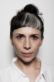 Caroline Gay 头像