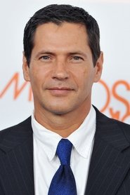 Thomas Calabro 头像