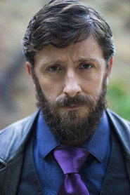 James Hutchison III 头像