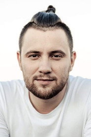 Stanislav Kapralov 头像