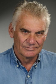 Tim Hughes 头像