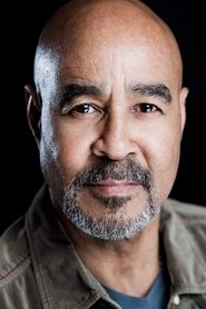 Dennis Neal 头像