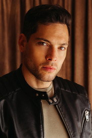 Román Reyes 头像