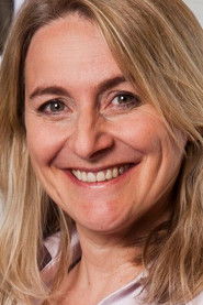 Emma Kennedy 头像