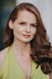 Elena Lander 头像