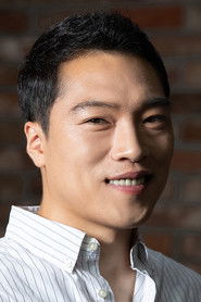 崔英宇 头像