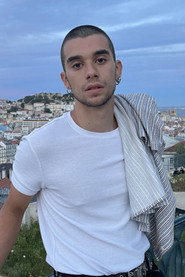 Alex Mola 头像