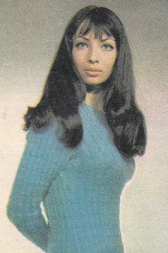 Julieta Szönyi 头像