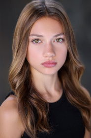 Maya Le Clark 头像