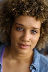 Krystal Tomlin 头像