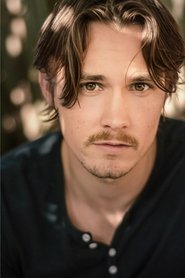 Tom Stevens 头像