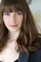 Carly Bentall 头像