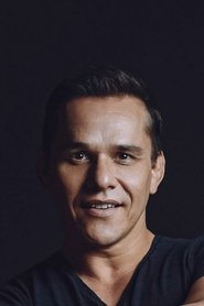 Steve Cardenas 头像