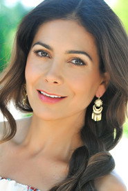 Patricia Manterola 头像