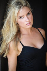 Sophie Tilson 头像