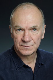Derek Hutchinson 头像