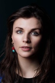 Aisling Bea 头像