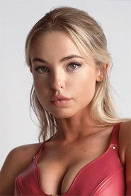 Emma Kotos 头像