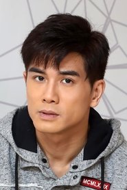 伍允龙 头像