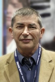 Colin Higgins 头像