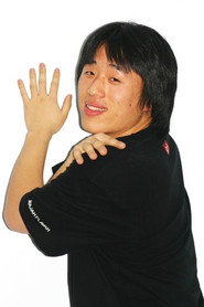 조종근 头像