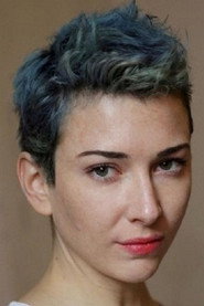 Ava Verne 头像