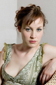 Adélaïde Leroux 头像