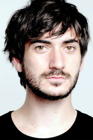 George Maguire 头像