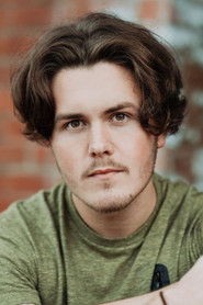 Gavin Lee Lewis 头像