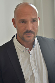 Carlos Fuentes 头像