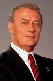 Edward Woodward 头像