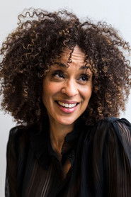 Karyn Parsons 头像