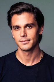 Antoni Porowski 头像