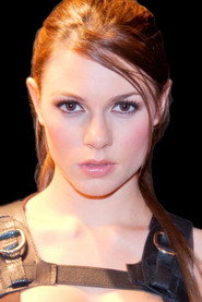 Alison Carroll 头像