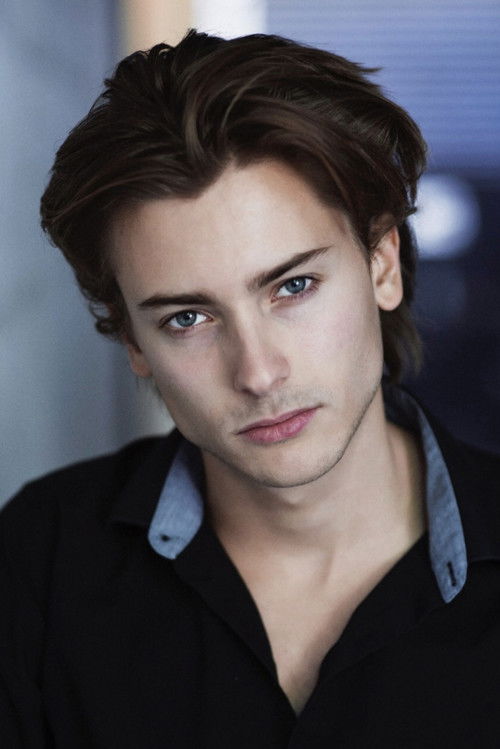 Elijah Rowen 头像