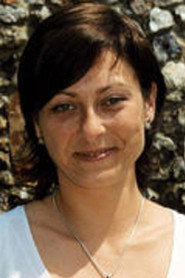 Tara Ellis 头像