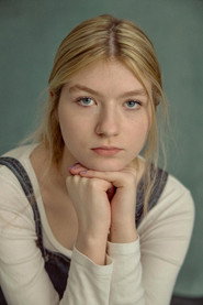Florence Baker 头像