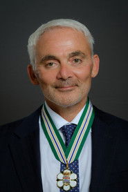 Frank Giustra 头像