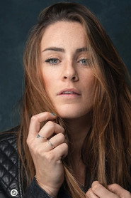 Lucie Jones 头像