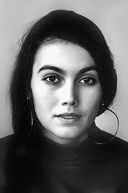 Emmylou Harris 头像