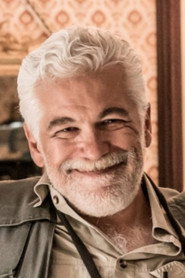 Luis Estrada 头像
