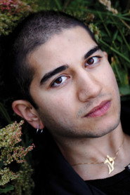 Faraz Shariat 头像