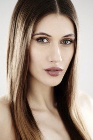 Caroline Green 头像