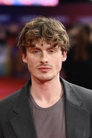 Giles Surridge 头像